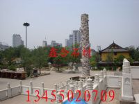 鑫合五莲红桥栏杆，芝麻灰火烧板，五莲红路沿石价格