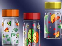 供应烤花玻璃瓶，化妆品玻璃瓶，麻油玻璃瓶，s酒瓶